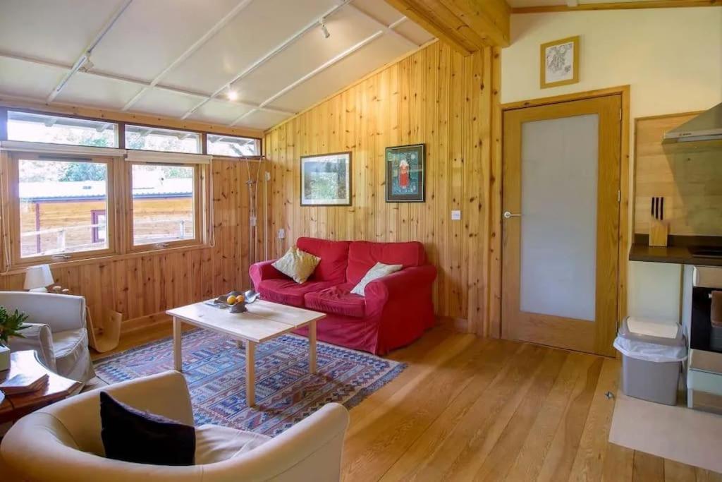 Findhorn Ecovillage Escape - Westwood ภายนอก รูปภาพ